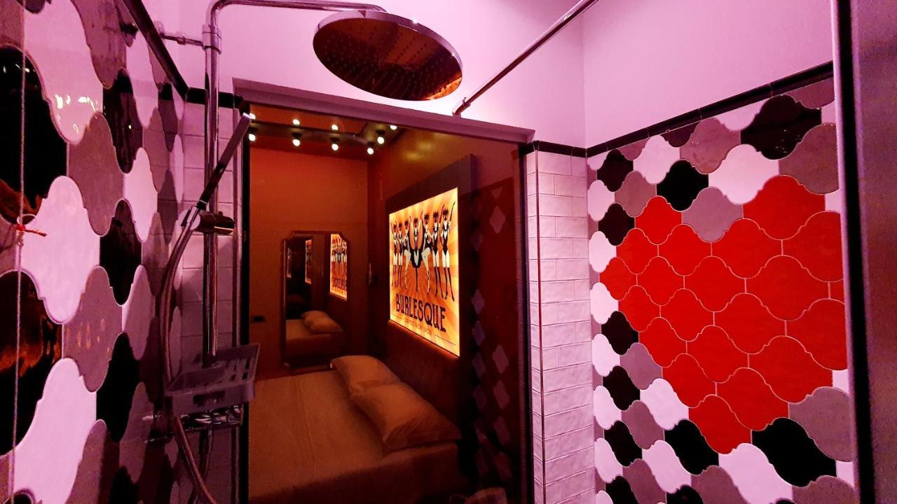 C Rooms - Love Motel Monza Cinisello Balsamo Bagian luar foto